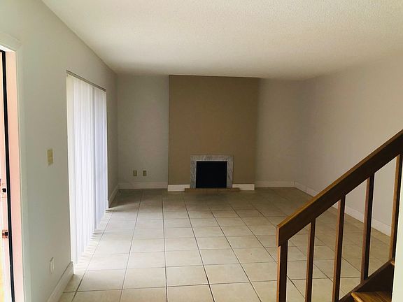 2nd image of 1703 Park Meadows Dr
