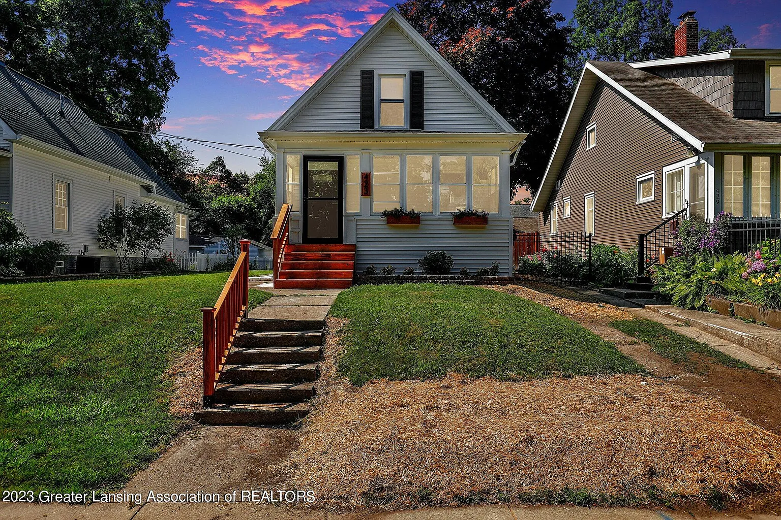 423 Smith Ave photo 1
