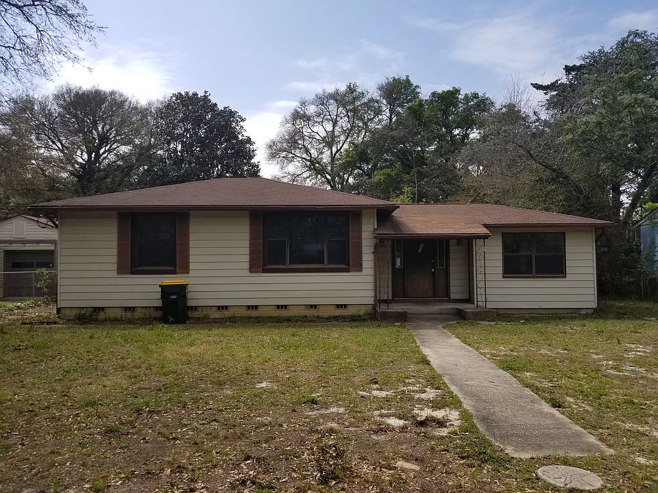 1st image of 222 Bradley Dr