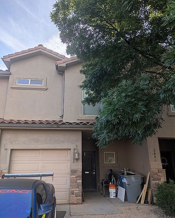 1st image of 2480 Manzoni Rd