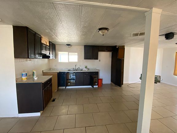 3rd image of 36176 Rabbit Springs Rd