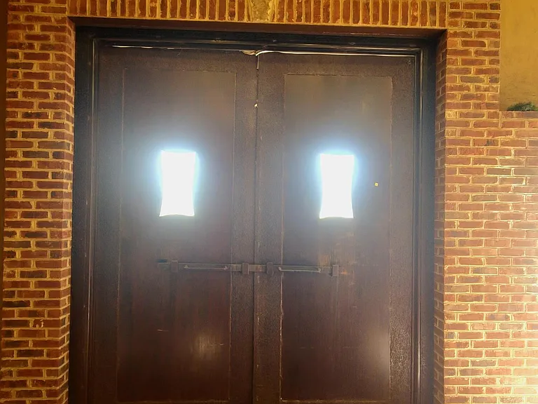 1009 E Sullivan St — Photo 5