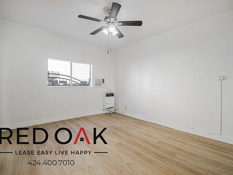 4348 Lockwood Ave #3 — Photo 6