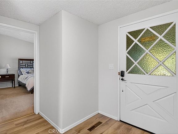 5th image of 26935 Whitestone Rd