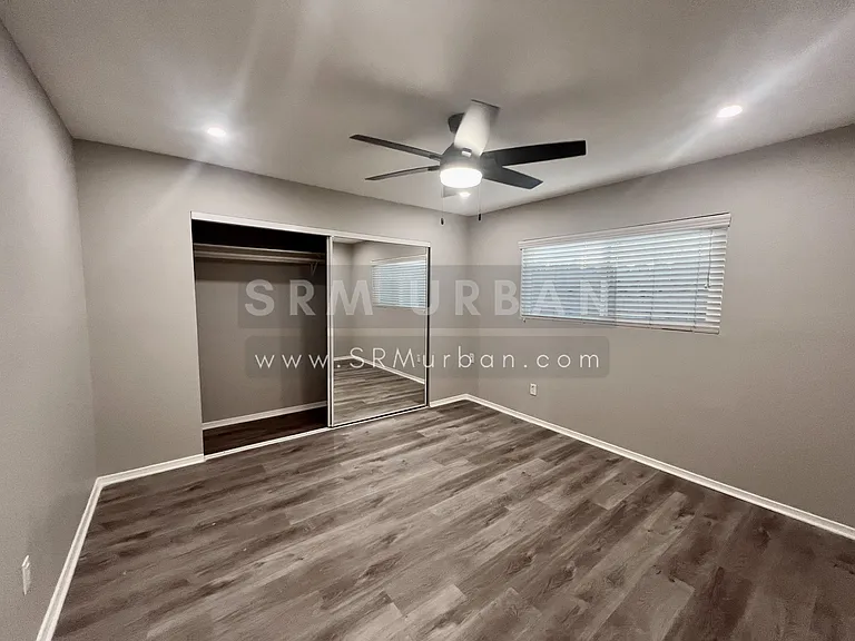 4560 Campus Ave #3 — Photo 15