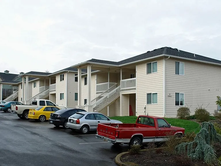 2941 W Lorraine Ave #1-10 — Photo 1