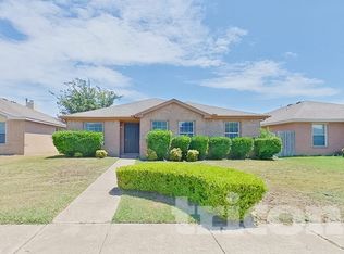 2922 Marquis Ln, Lancaster, TX 75134
