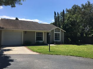 885 Franklin Cir, Palm Harbor, FL 34683