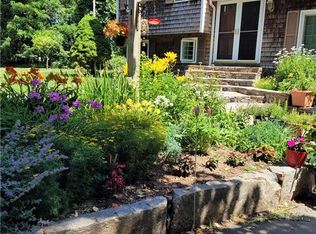 68 Shady Lea Rd, North Kingstown, RI 02852