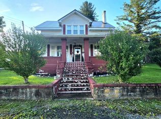 815 Front St E, Coeburn, VA 24230
