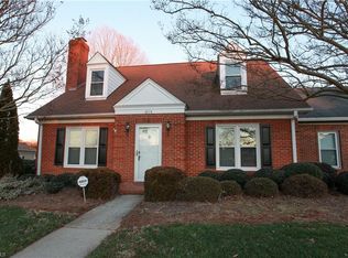 3714 Moss Creek Dr, Greensboro, NC 27410