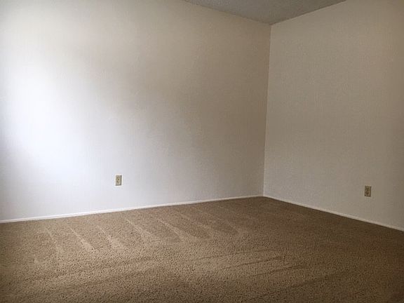 5th image of 4460 Cleveland Ave APT 6