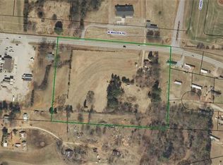 2039 W Maiden Rd, Newton, NC 28658