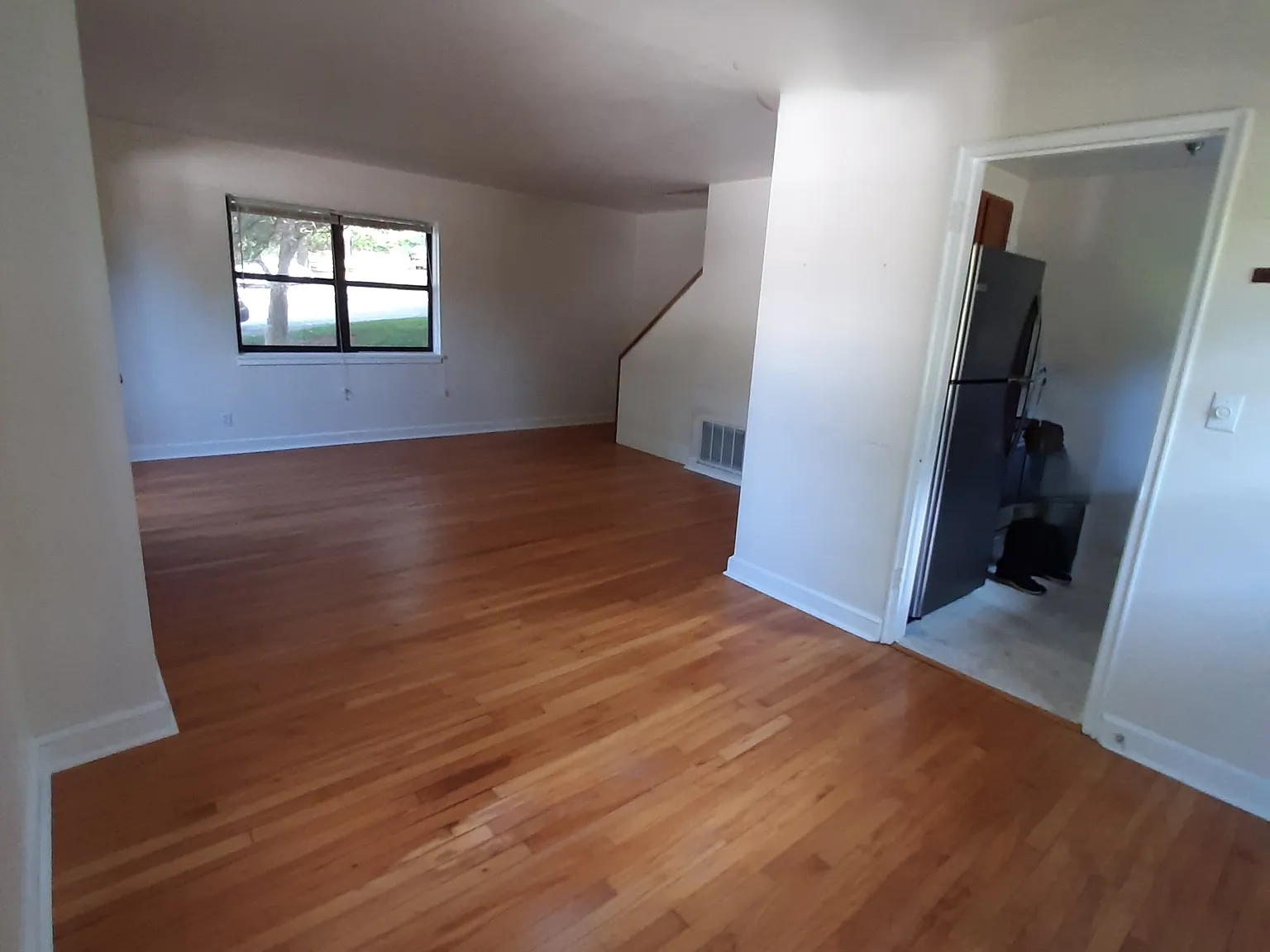 615 Biltmore Ave — Photo 2