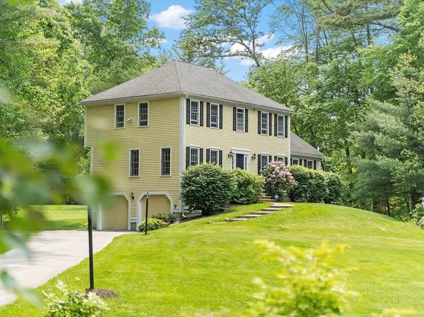 28 Old Harvard Rd, Boxboro, MA 01719