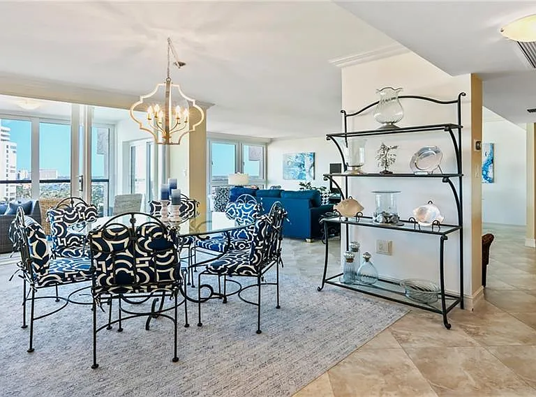 4031 Gulf Shore Blvd N #11C — Photo 9