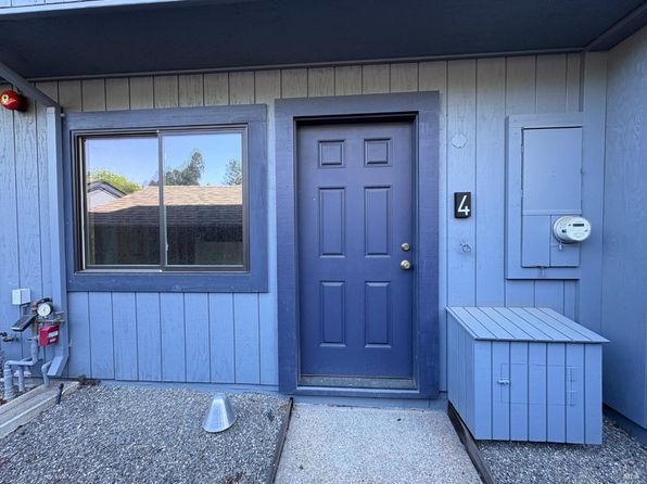 4 Ace Ct, Fairfax, CA 94930