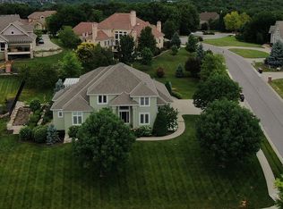 19300 W 64th Ter, Shawnee, KS 66218