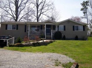 1156 Old Thatcher Rd, Soddy Daisy, TN 37379