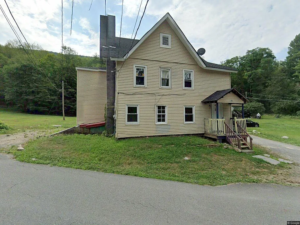 140 Berme Rd #2