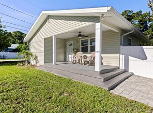 401 Dempsey Rd, Palm Harbor, FL 34683