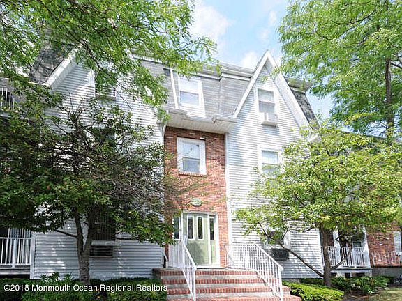 5th image of 76 Whitefield Ave APT 325