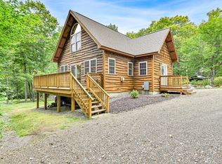 2017 Twin Rock Ln, Carrabassett Valley, ME 04947