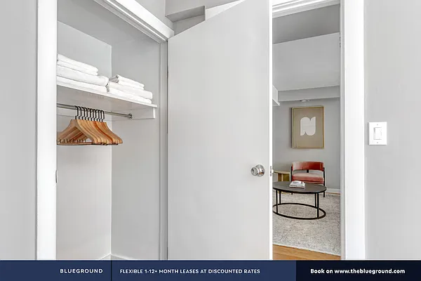 Rented by The Blueground | media 42