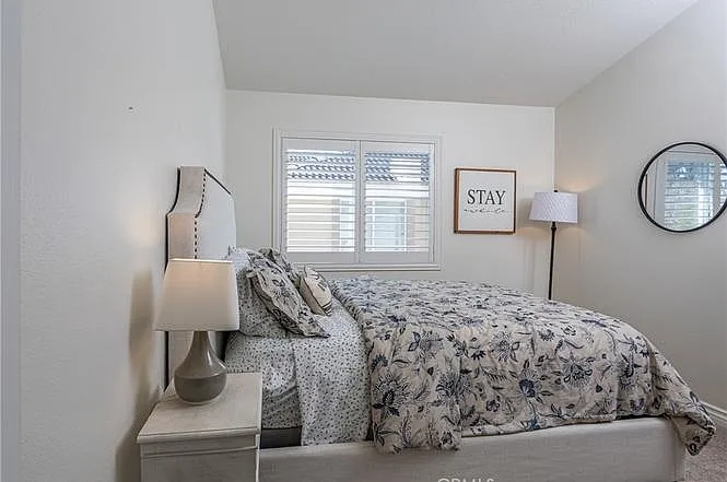 15464 Borges Dr — Photo 59