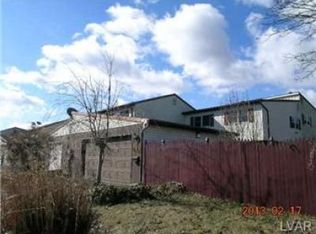 1 Cambridge Pl, Catasauqua, PA 18032