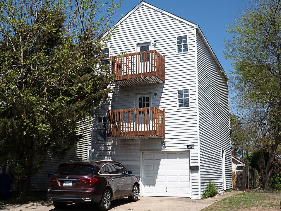 1st image of 1530 W 40th St