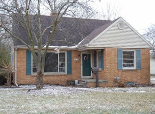 1812 Ames St, Essexville, MI