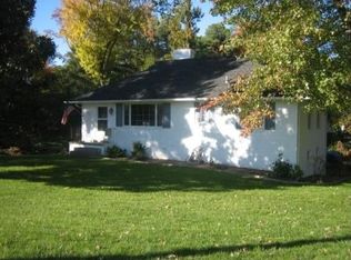 8500 Three Chopt Rd, Richmond, VA 23229