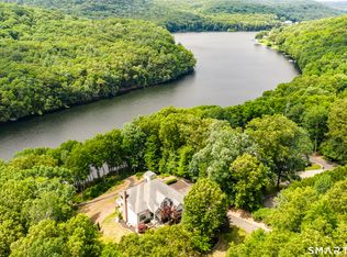 282 Tepi Dr, Southbury, CT 06488