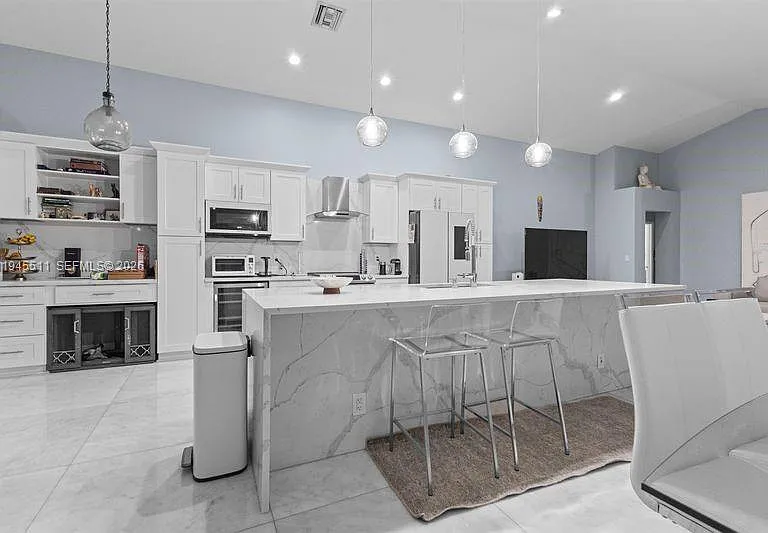 6952 NW 27th Ct — Photo 23