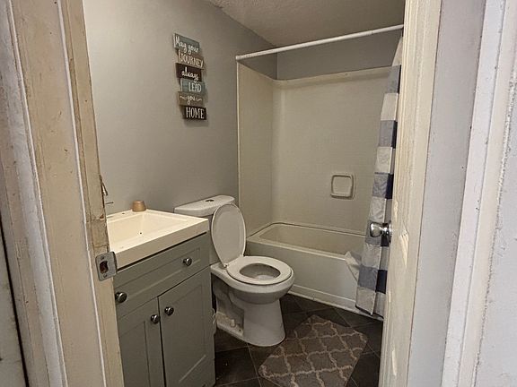 5th image of 115 Alex Dr