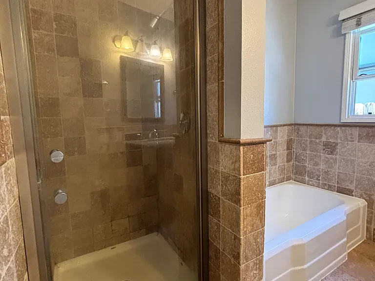 419 N Citrus St — Photo 14