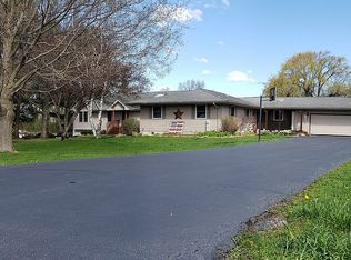 13930 Beaverton Rd, Poplar Grove, IL 61065