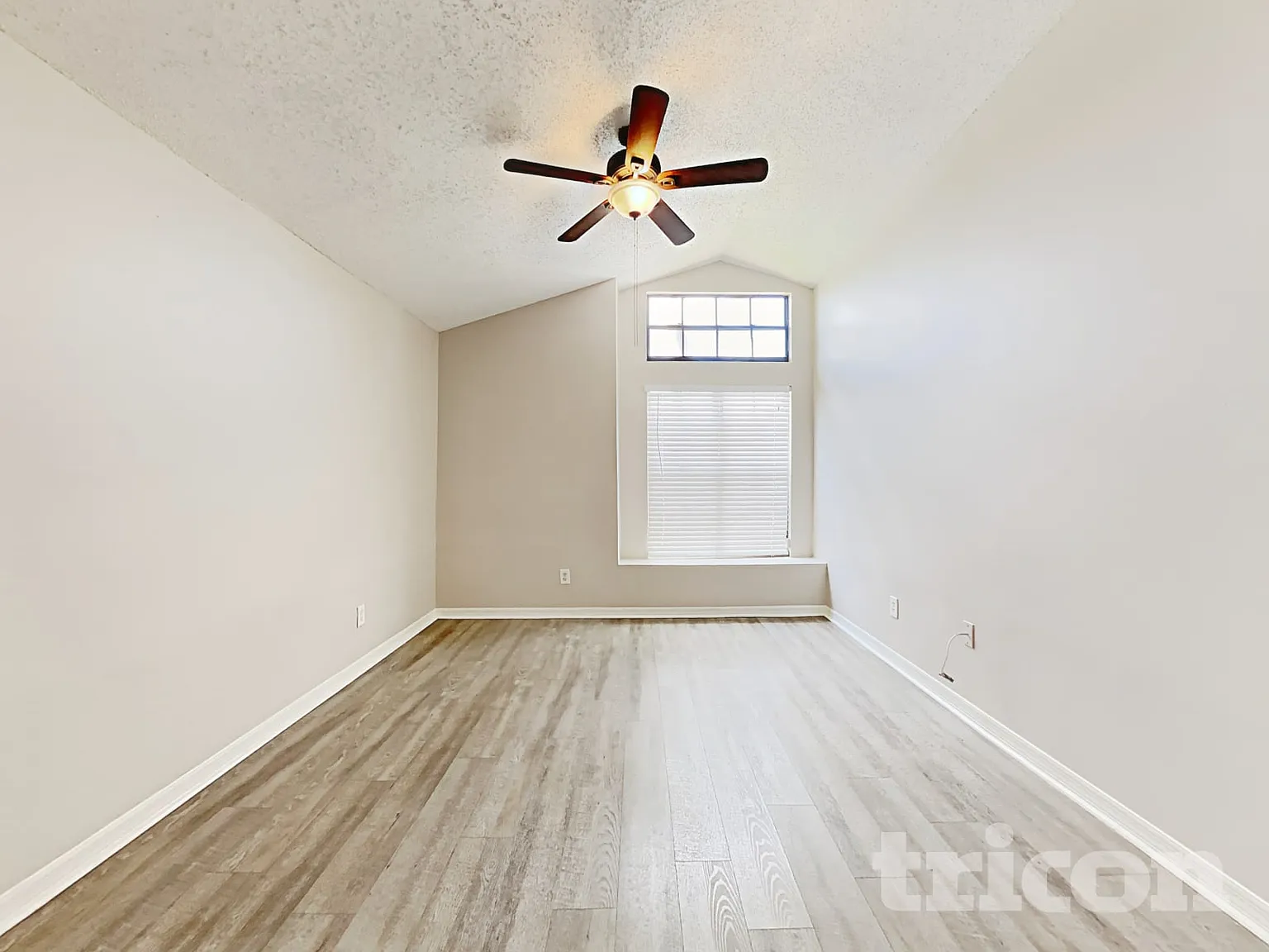 5323 Southwick Drive Tampa FL — Photo 4