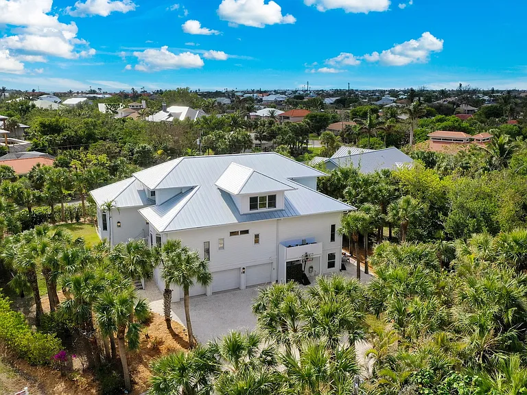 660 Anchor Dr — Photo 64
