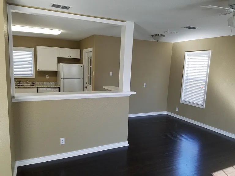 634 Chase Dr — Photo 9