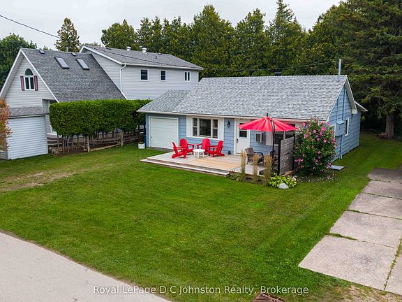 2nd image of 210 Laird Ln