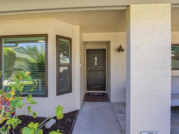 3rd image of 3272 Lori Ln