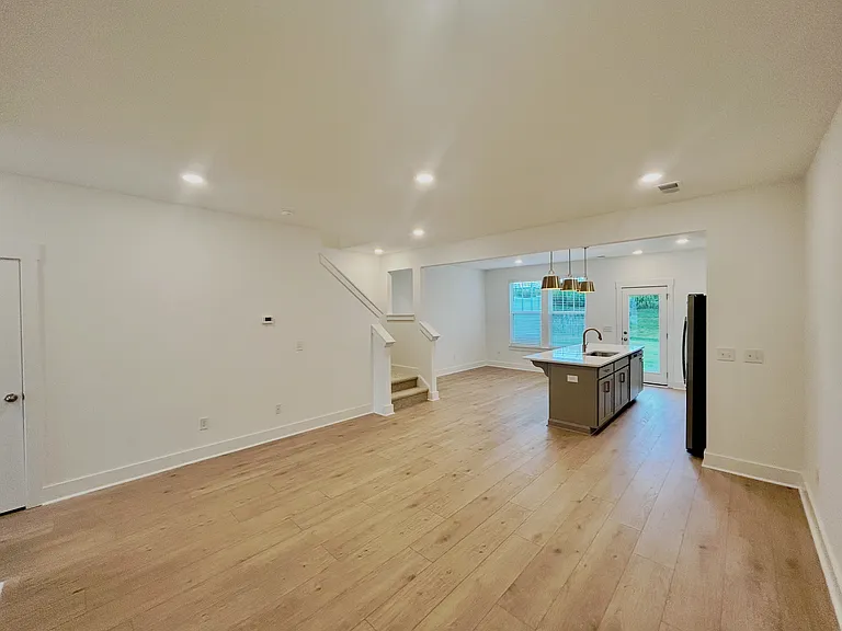 244 Silo Ridge Dr — Photo 5