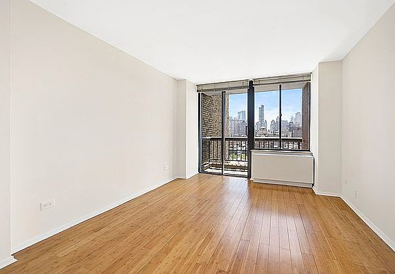 4th image of 130 W 79th St APT 14B