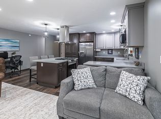 6062 Grubb Rd, Erie, PA 16506