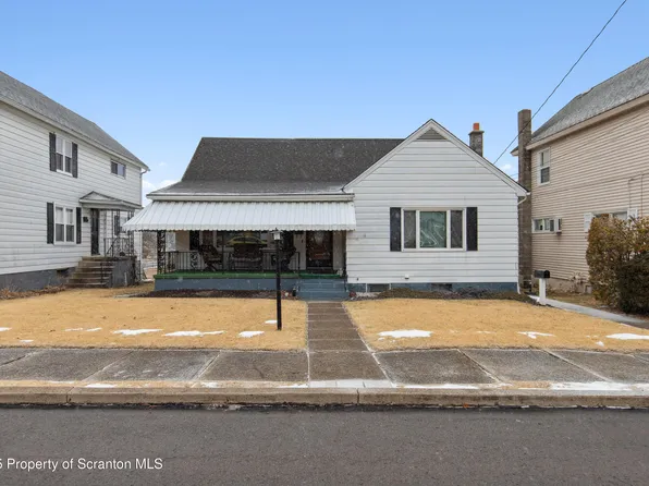 3526 Laurel Ave, Moosic, PA 18507