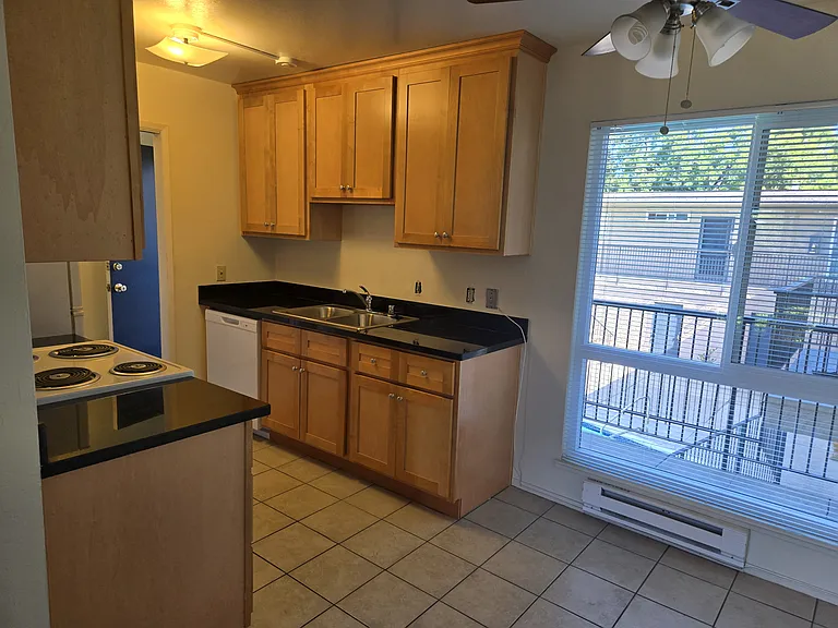 2915 Huff Ave #9 — Photo 1