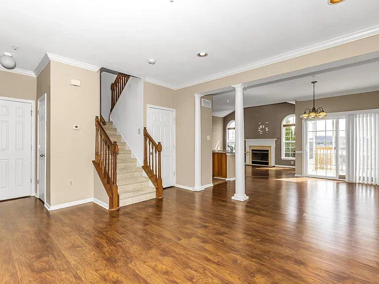 128 Madison Way — Photo 5