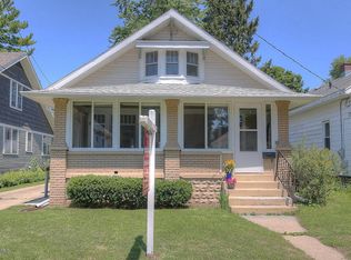 123 Elmwood St NE, Grand Rapids, MI 49505